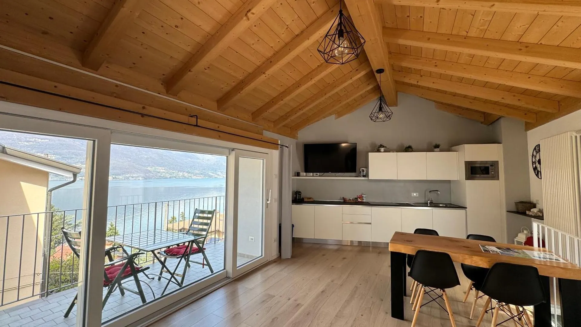 Apartment Bellano Holidays - Casa Artemio